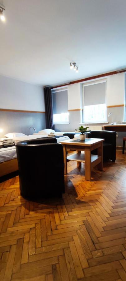 Hotel Stary Mlyn Żory Esterno foto